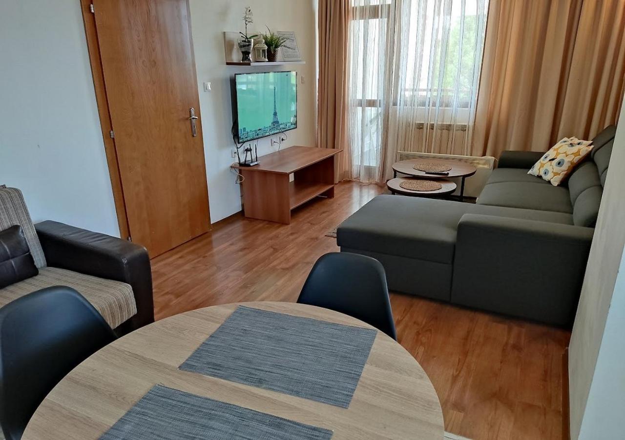 Family 2 Bed Apartment In Banszko Kültér fotó